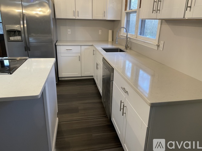 42 Ledgewood Rd 3 Beds Single Family Home for Rent - Photo gallery 5