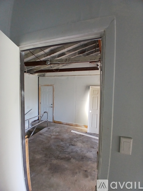 1517 Froesel Dr 4 Beds Single Family Home for Rent - Photo gallery 3