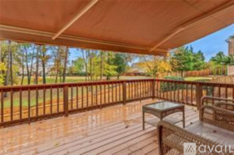 2745 Vinings Oak Drive South East 4 Beds Single Family Home for Rent - Photo gallery 4