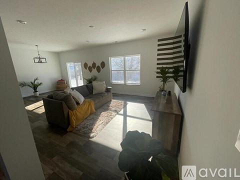10247 Caprock Canyon Dr 5 Beds Apartment for Rent