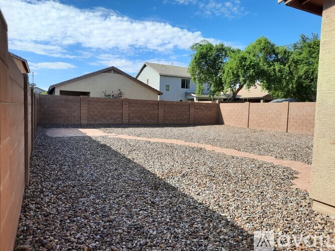 4447 W Crescent Rd 3 Beds Single Family Home for Rent - Photo gallery 4