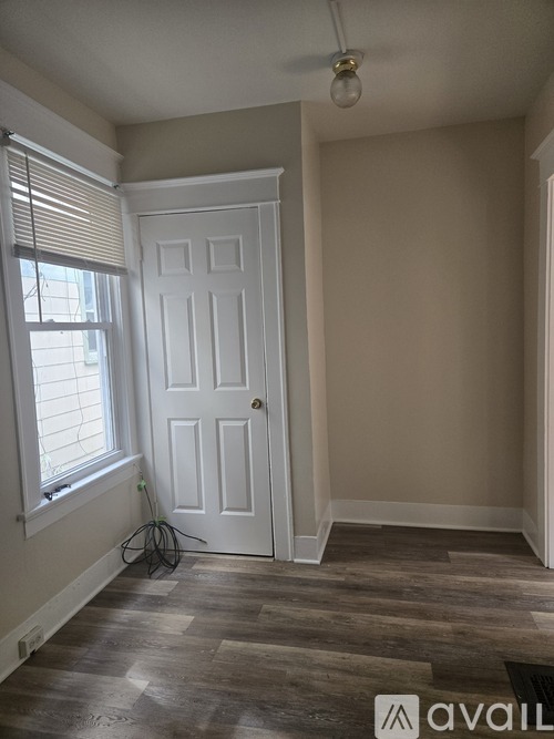 93 Elmendorf St 3 Beds Apartment for Rent - Photo gallery 4