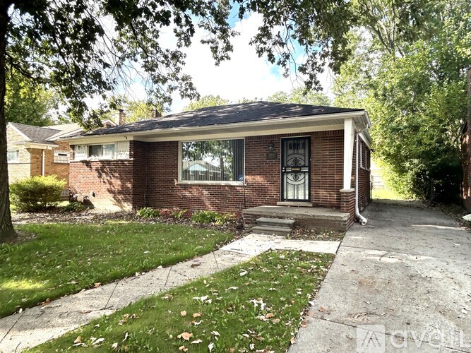 14640 Pearson Street 3 Beds Single Family Home for Rent - Photo gallery 1