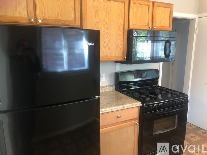 14640 Pearson Street 3 Beds Single Family Home for Rent - Photo gallery 3