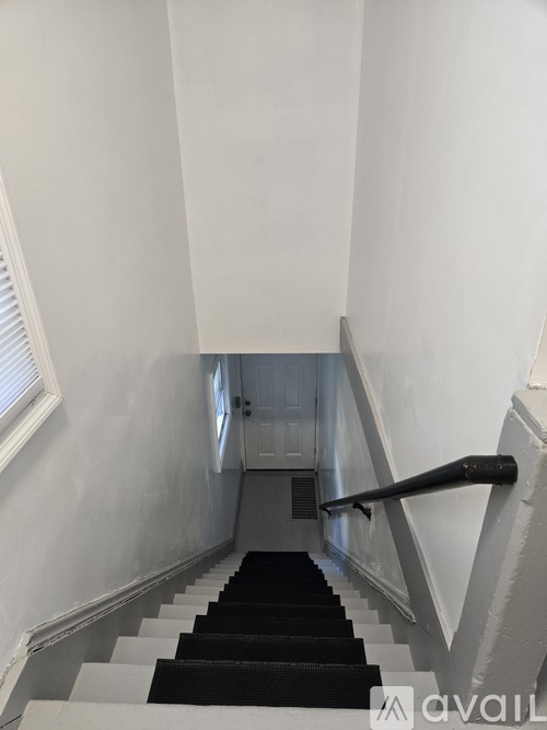 95 Elmendorf St 2 Beds Apartment for Rent - Photo gallery 1