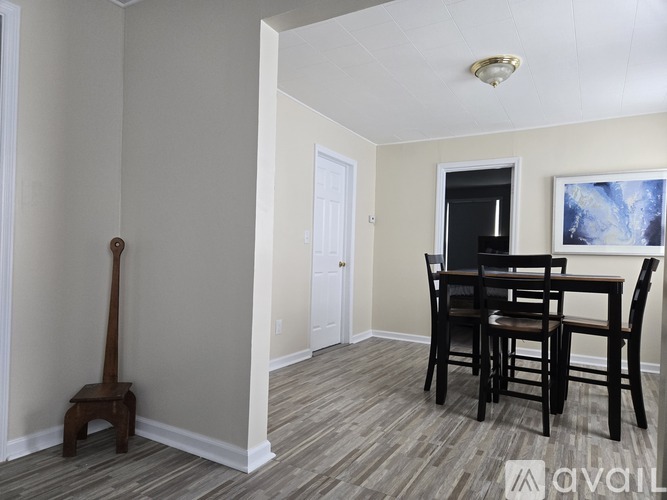 95 Elmendorf St 2 Beds Apartment for Rent - Photo gallery 2