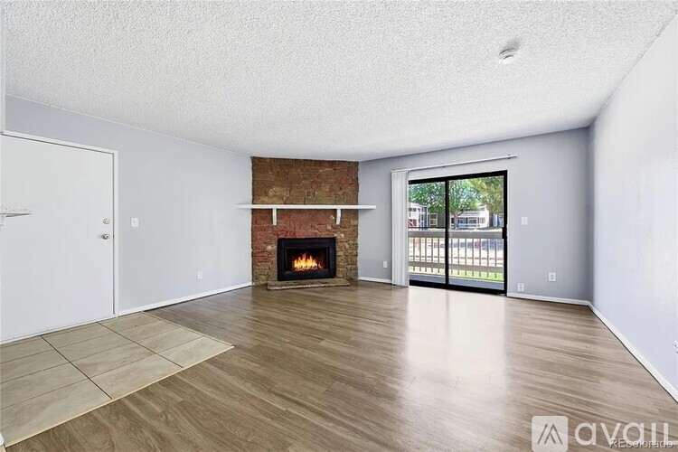 18034 East Ohio Avenue 3 Beds Condo for Rent - Photo gallery 2