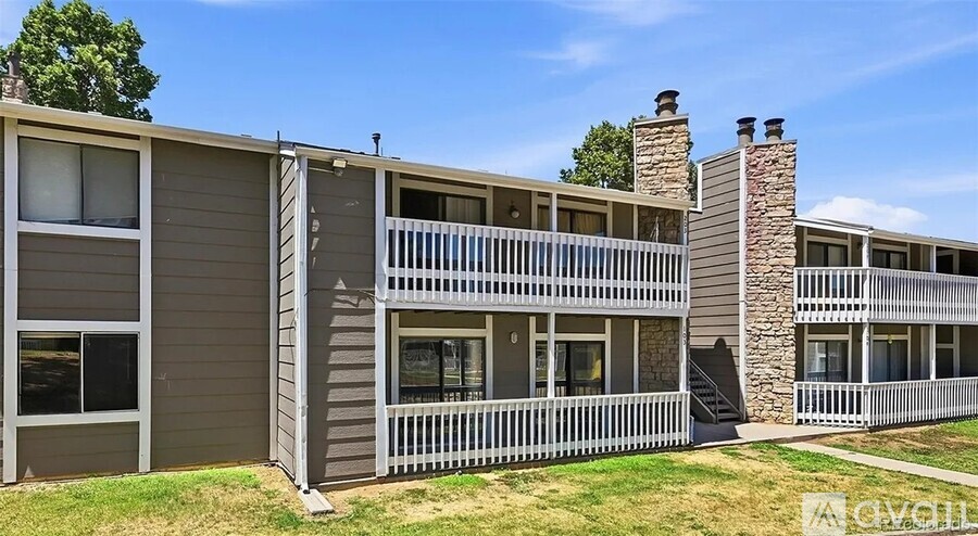 18034 East Ohio Avenue 3 Beds Condo for Rent - Photo gallery 4