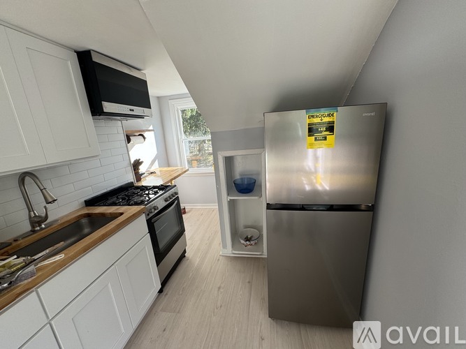 297 Sunnybrook Road 1 Apartment for Rent - Photo gallery 1