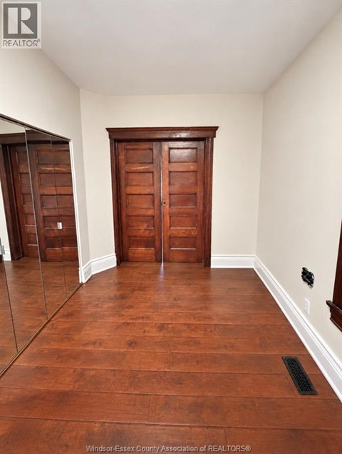 231 GLADSTONE Unit# 1 1 Apartment for Rent