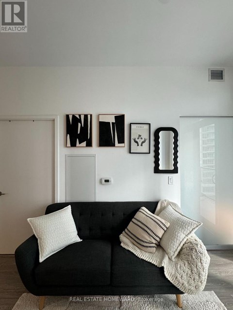 1101 - 19 WESTERN BATTERY ROAD 1 Apartment for Rent