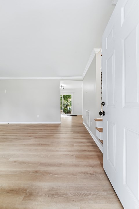104 King Richard Court 4 Beds Apartment for Rent