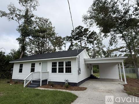 604 Pinetree Rd 3 Beds Apartment for Rent