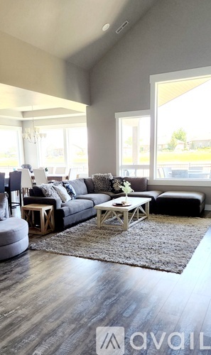 3125 Deserthawk Loop 3 Beds Single Family Home for Rent - Photo gallery 3