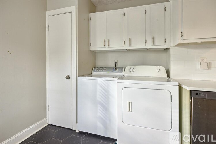3553 Marion Ave 2 Beds Single Family Home for Rent - Photo gallery 3