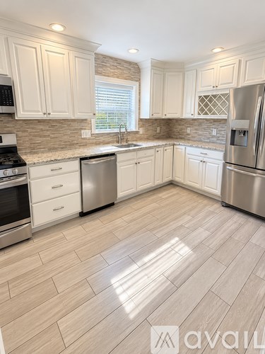 25 Jackson Street 3 Beds Apartment for Rent