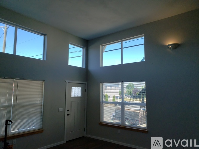 1116 South 23rd Street 3 Beds Single Family Home for Rent - Photo gallery 2