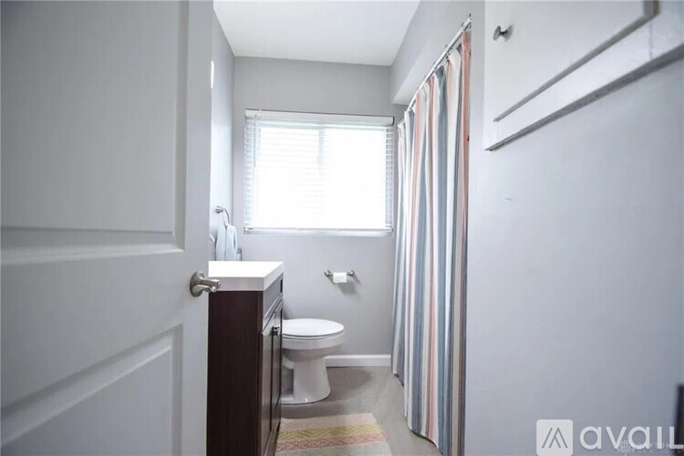 5550 Barrett Dr 3 Beds Single Family Home for Rent - Photo gallery 5