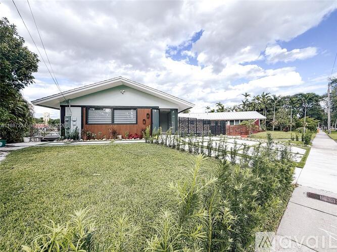 425 NE 103rd St 3 Beds Single Family Home for Rent - Photo gallery 5