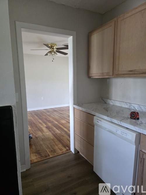 1734 W Tharpe St 3 Beds Single Family Home for Rent - Photo gallery 4