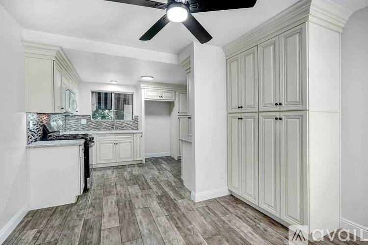 8670 Mignonette St 4 Beds Single Family Home for Rent - Photo gallery 3