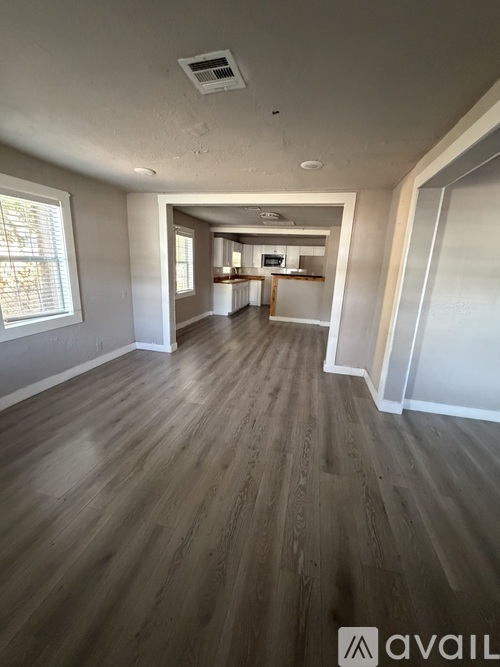 1106 S Pennsylvania Ave 2 Beds Single Family Home for Rent - Photo gallery 2