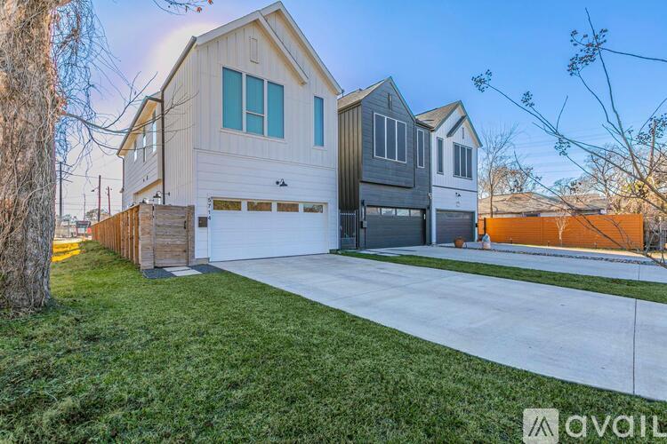 5714 Kemp Street 3 Beds Single Family Home for Rent - Photo gallery 1