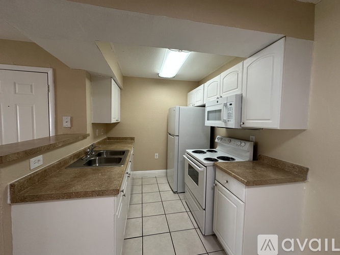 10501 SW 155th Ct 1 Apartment for Rent - Photo gallery 1