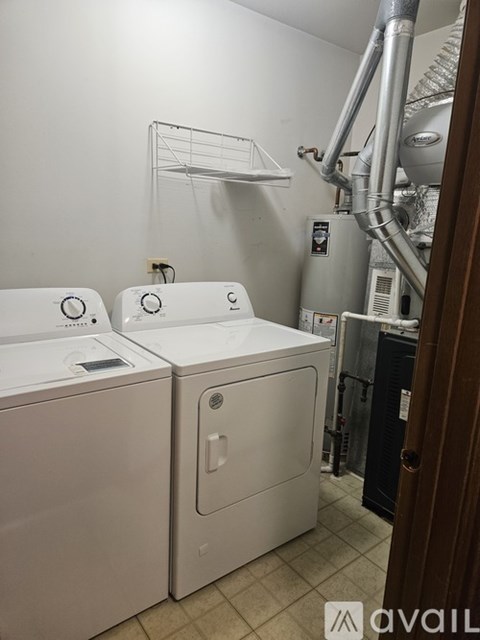 1342 Orleans Dr 2 Beds Apartment for Rent