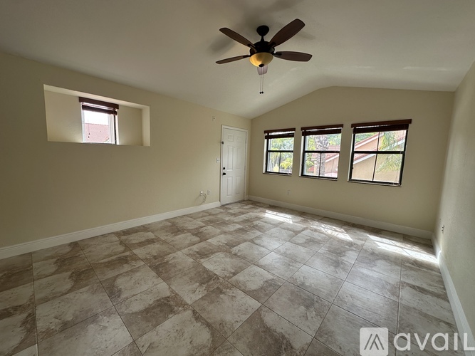 15560 SW 104th Terrace 1 Apartment for Rent - Photo gallery 3
