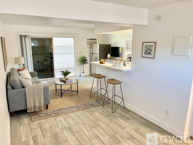 5024 E Thomas Rd Studio Apartment for Rent - Photo gallery 4