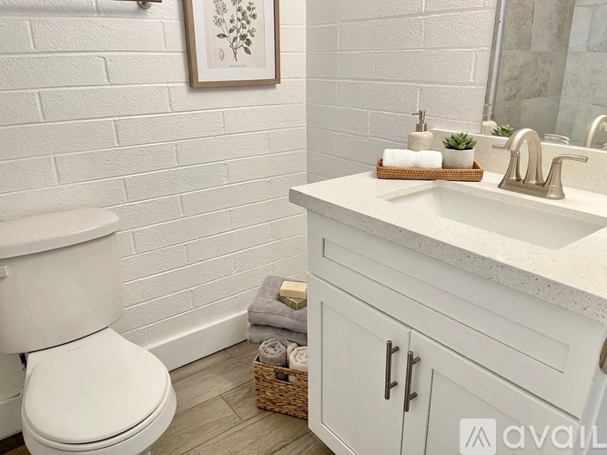 5024 E Thomas Rd Studio Apartment for Rent - Photo gallery 5