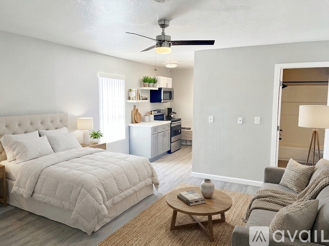 2020 W Orangewood Ave Studio Apartment for Rent - Photo gallery 3
