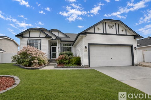 2546 West Timberlake Loop 3 Beds Apartment for Rent