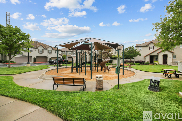 502 Monet Ln 3 Beds Townhouse for Rent - Photo gallery 3
