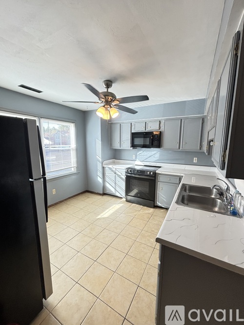 704 Rock Creek Court 2 Beds Townhouse for Rent - Photo gallery 2