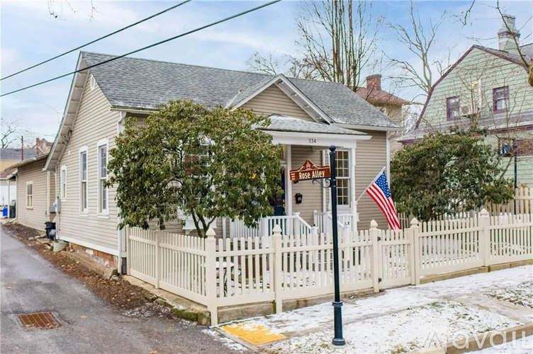334 Little Street 1 Single Family Home for Rent - Photo gallery 2