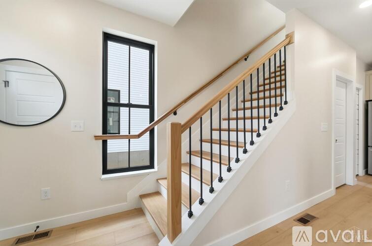 1637 Clayton St 3 Beds Single Family Home for Rent - Photo gallery 3