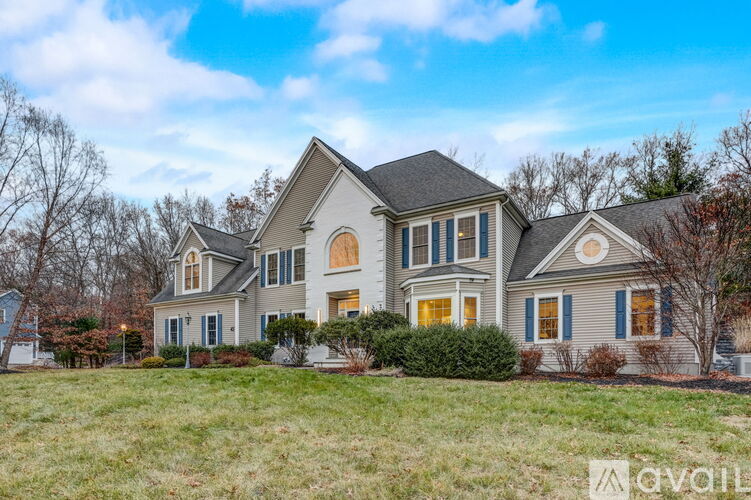 45 Silver Fox Rd 5 Beds Single Family Home for Rent - Photo gallery 3
