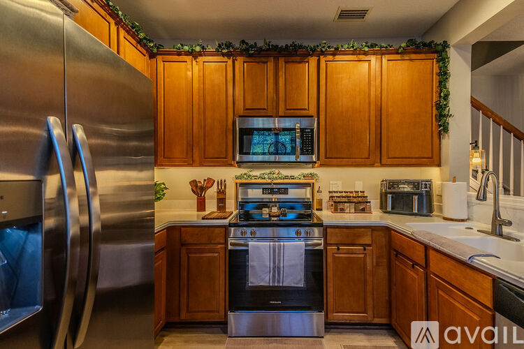 11290 Campfield Circle 3 Beds Townhouse for Rent - Photo gallery 3