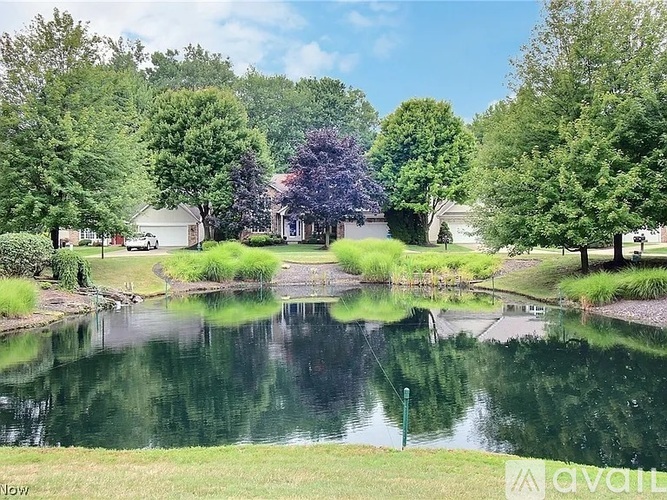 10 Wenden Court 4 Beds Single Family Home for Rent - Photo gallery 2
