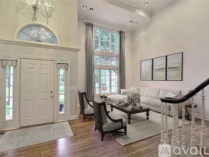 10 Wenden Court 4 Beds Single Family Home for Rent - Photo gallery 4