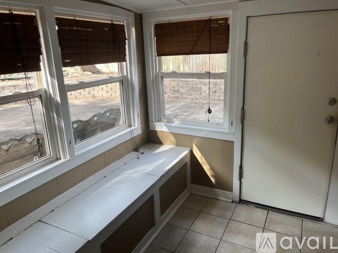 8510 Switzer Street 3 Beds Single Family Home for Rent - Photo gallery 4