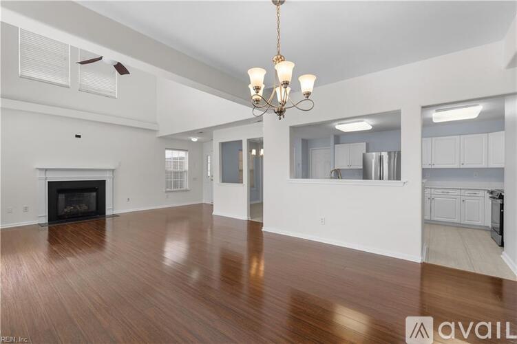 858 Point Way 3 Beds Condo for Rent - Photo gallery 4
