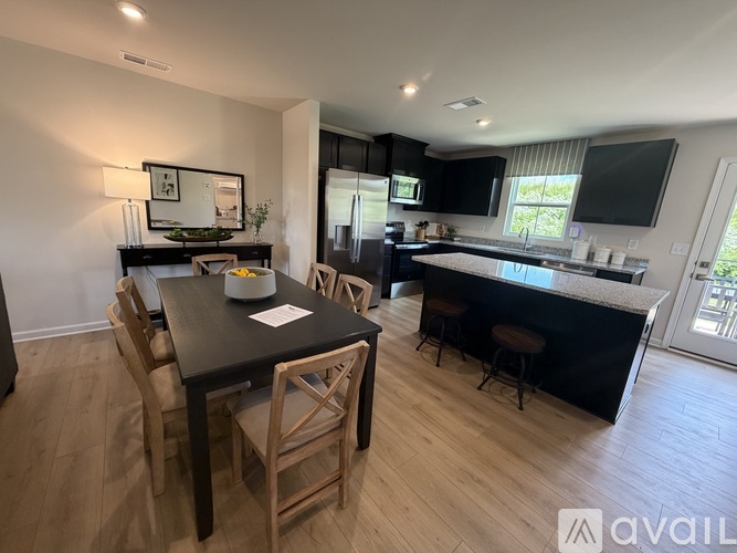 1180 Crossing Ct 4 Beds Single Family Home for Rent - Photo gallery 2