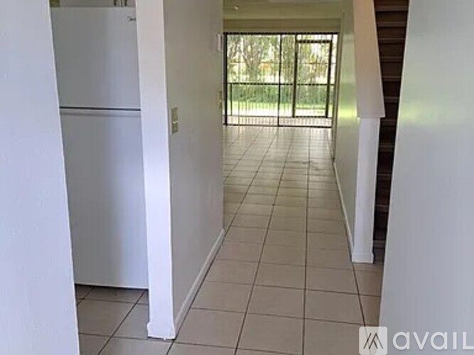 8853 Northwest 48th Street 3 Beds Townhouse for Rent - Photo gallery 4