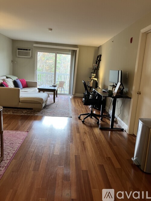 59 Ponemah Hill Road 2 Beds Apartment for Rent - Photo gallery 5