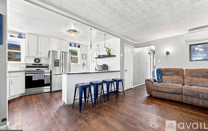 1307 Midland Road 3 Beds Single Family Home for Rent - Photo gallery 1