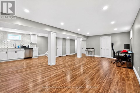 LOWER - 312 EAST 45TH STREET 1 Apartment for Rent