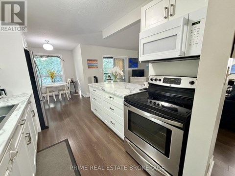 306 - 10 LAKE ROAD 2 Beds Apartment for Rent